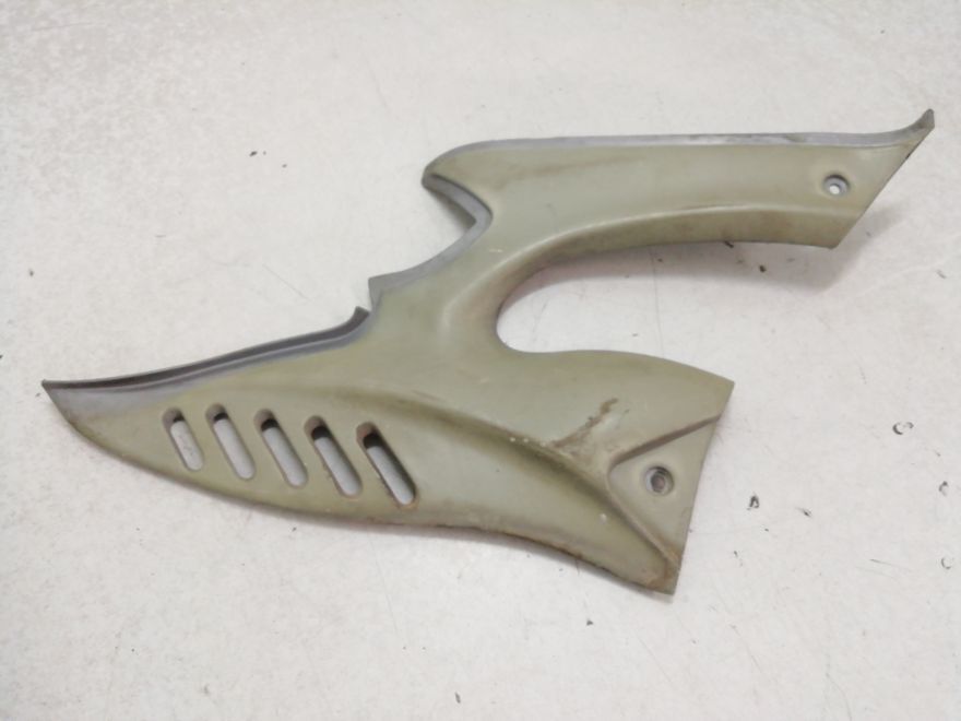 CHAPA-BAJO-ASIENTO-DERECHA  MOTORHISPANIA RX 50 (2000)