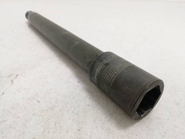 EJE-RUEDA-DELANTERA  YAMAHA R6 RJ03 88,2KW (2001)