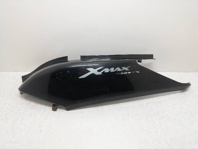 CHAPA-TRASERA-IZQUIERDA  YAMAHA X-MAX 125 YP125R SE32 10,36 (2008)