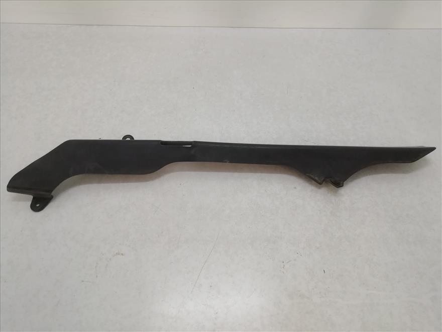 CUBRECADENAS  YAMAHA R6 600 (2002)