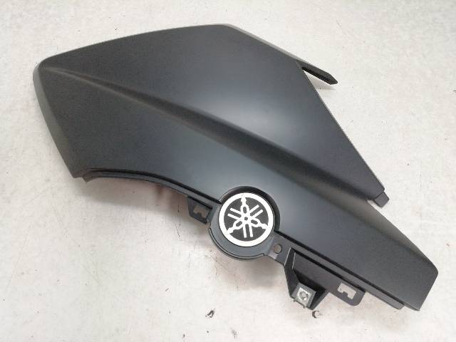 CARENADO-LATERAL-DERECHO  YAMAHA X-MAX 125 YP125RA 10,55 (2015)
