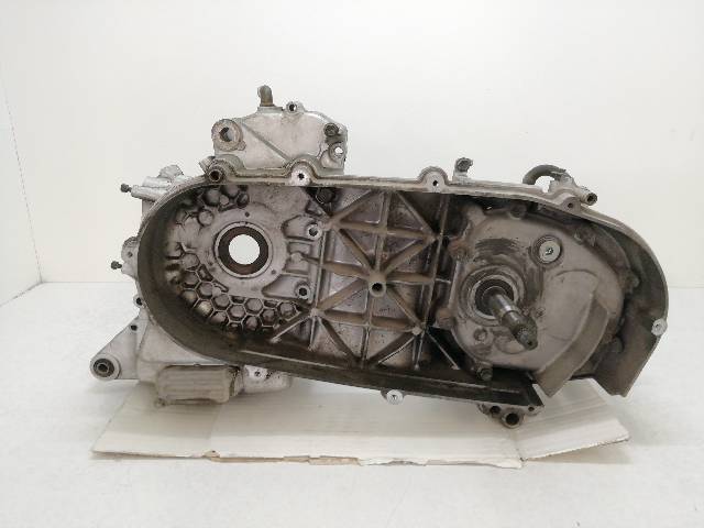 CARTER-IZQUIERDO-MOTOR  SUZUKI BURGMAN 250 2003-2006 (AN250) (2005)