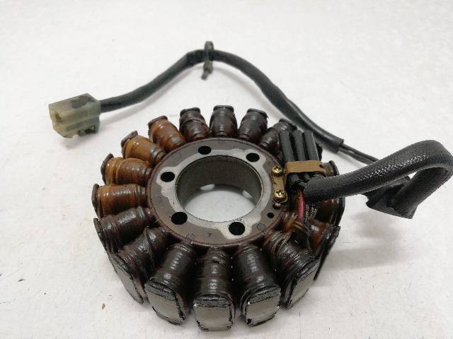 BOBINA-ENCENDIDO-ALTERNADOR  SUZUKI GSX-R 600 K4 K5 88,30 (2005)