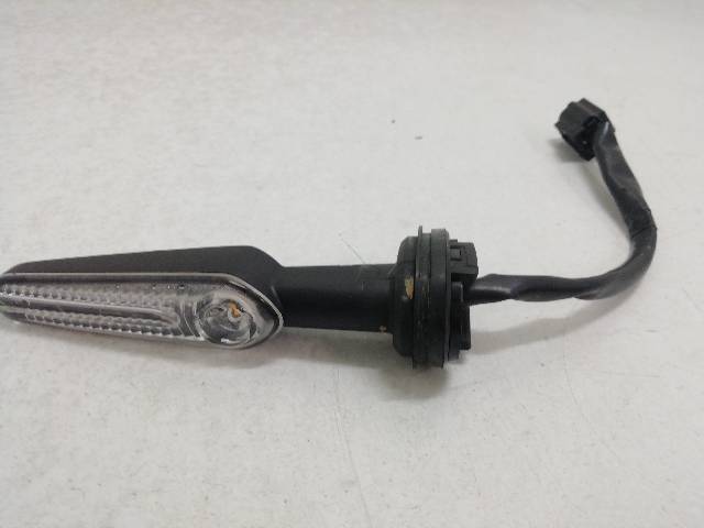 INTERMITENTE-DELANTERO-IZQUIERDO  YAMAHA MT 07 ABS (MTN690-U) 35 (2021)