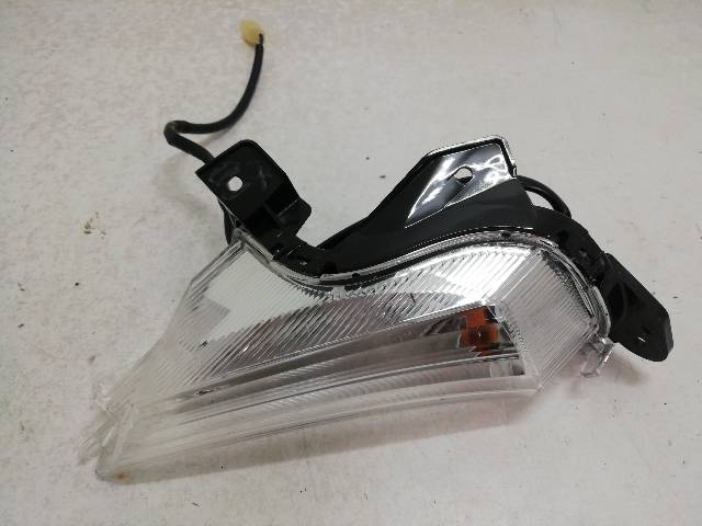 INTERMITENTE-DELANTERO-IZQUIERDO  YAMAHA X-MAX 400 ABS (SH12) 24,5 (2018)