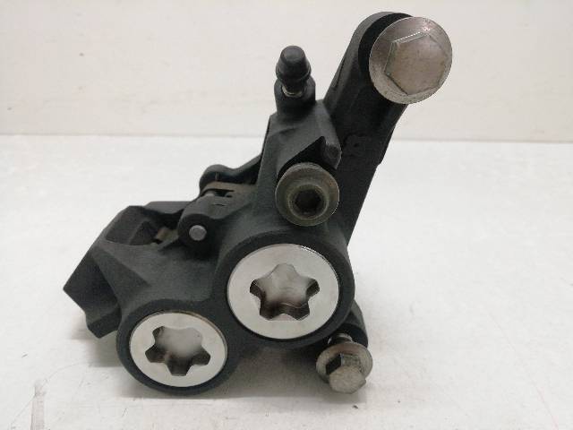 PINZA-FRENO-DELANTERA-DERECHA  YAMAHA FZ1 FAZER 1000 S (RN16) 110,3 (2010)
