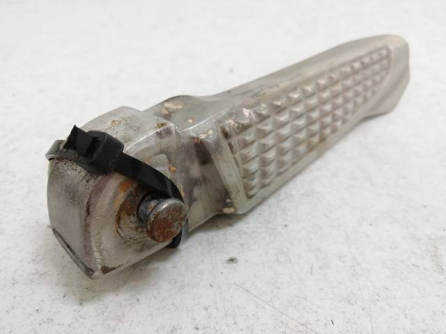 POSAPIE-IZQUIERDO-TRASERO  HONDA FORZA 350 NSS350A 21,50 (2022)