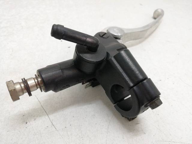 BOMBA-FRENO-DELANTERO  YAMAHA R6 RJ03 88,2KW (2001)