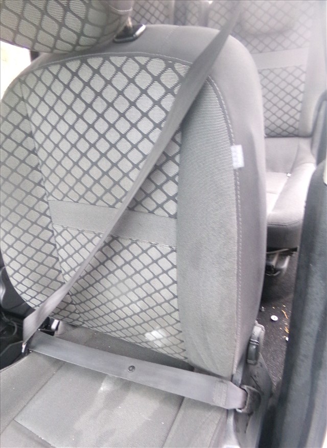 Cinturon Delantero Izquierdo