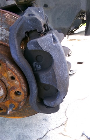 Pinza de Freno Delantera Derecha