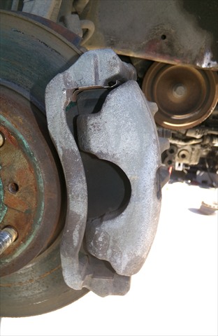 Pinza de Freno Delantera Derecha