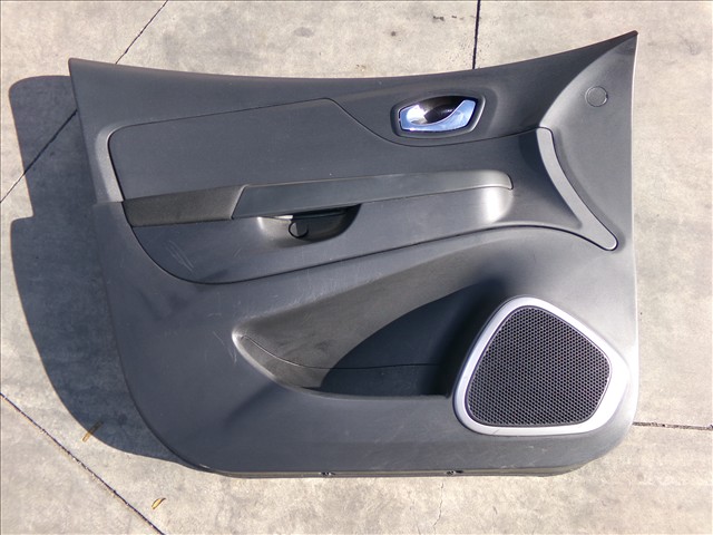 Guarnecido Delantero Derecho