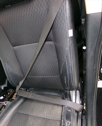 Cinturon Delantero Izquierdo