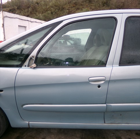 Puerta Delantera Izquierda