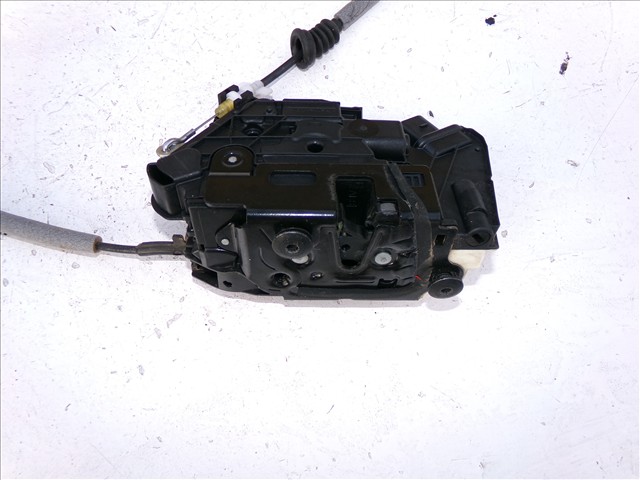 Cerradura Delantero Derecha