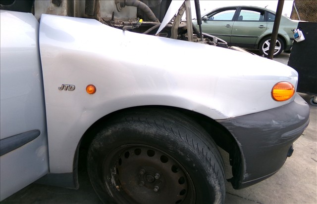 Aleta Delantera Derecha