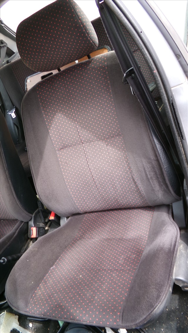 Asiento Delantero Izquierdo