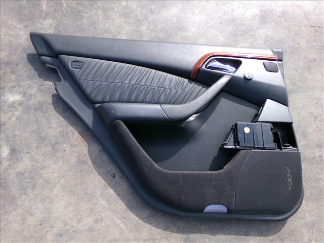 Guarnecido Trasero Izquierdo