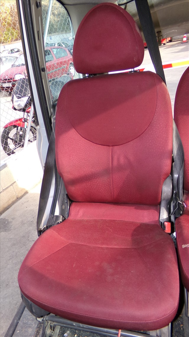 Asiento Trasero Derecho
