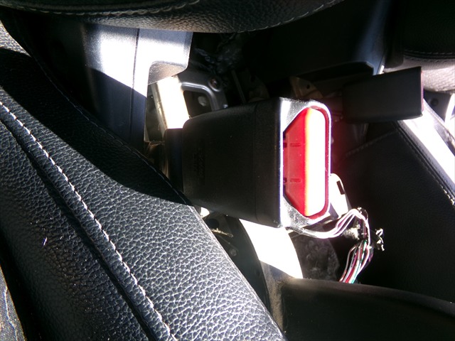 Enganche Cinturon Delantero Derecho