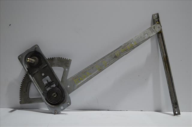 Elevalunas Manual Delantero Derecho