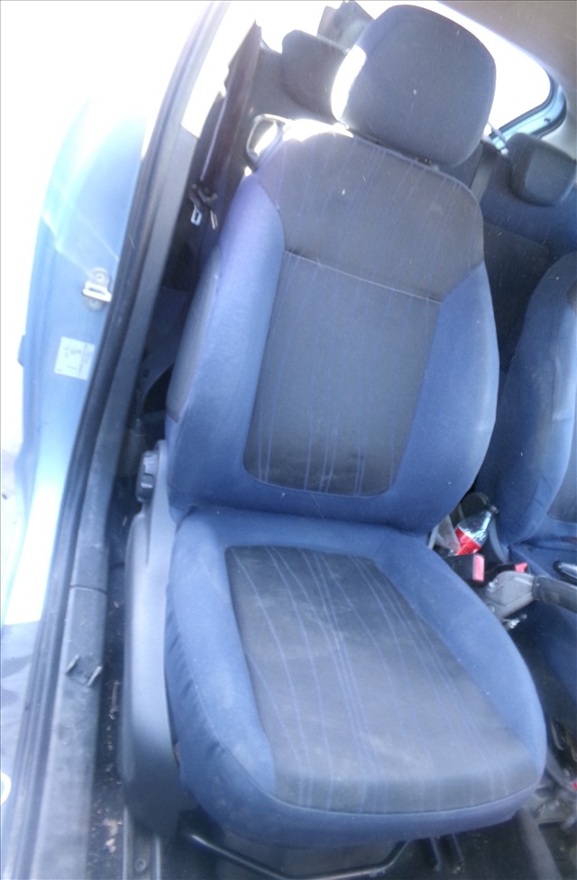 Asiento Delantero Derecho