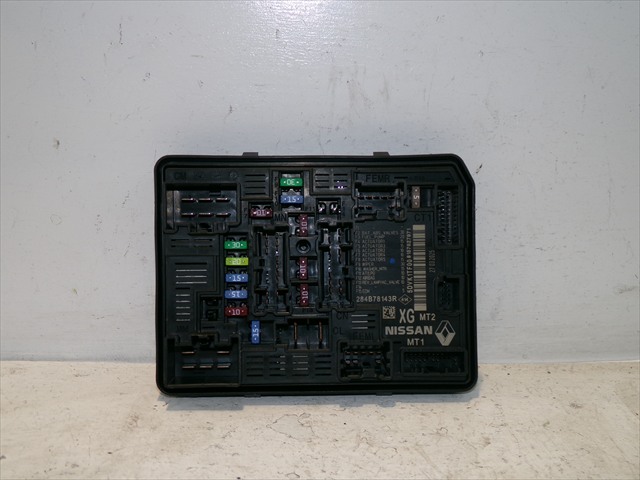 Caja Reles y Fusibles