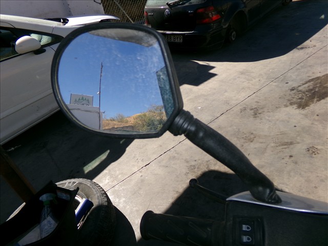 Retrovisor Izquierdo