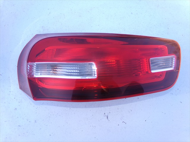 Piloto Trasera Izquierda