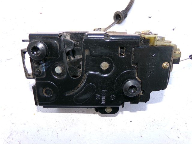 Cerradura Delantero Derecha