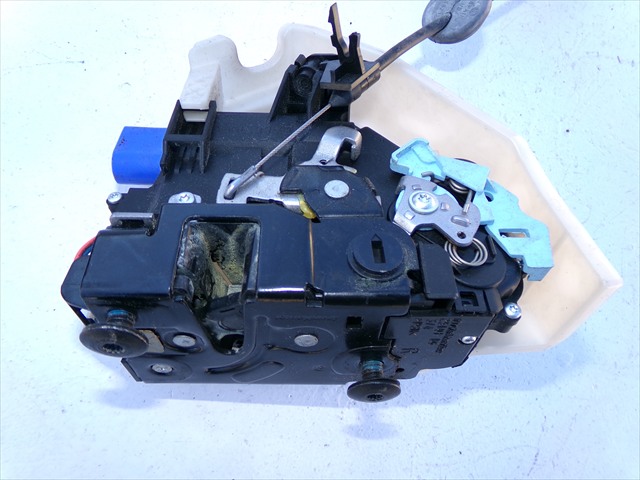 Cerradura Trasera Derecha