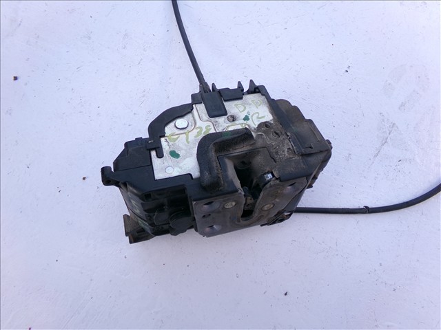Cerradura Delantero Derecha