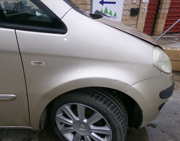 Aleta Delantera Derecha