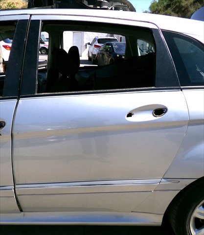 Puerta Trasera Izquierda