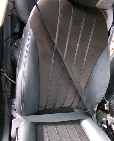 Cinturon Delantero Derecho