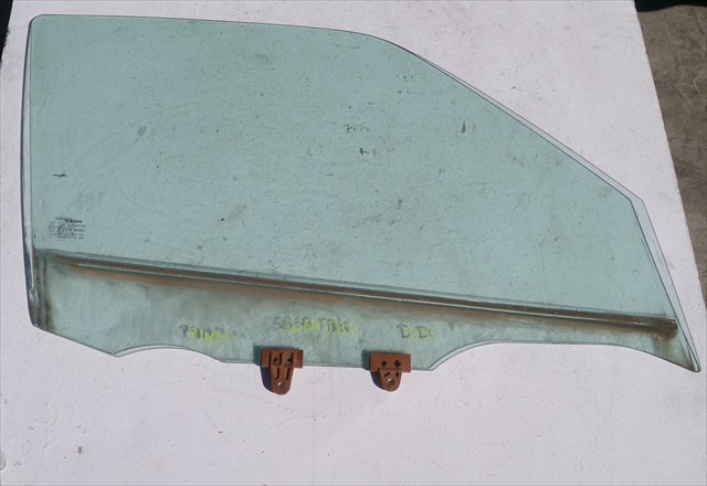 Cristal Puerta Delantera Derecha