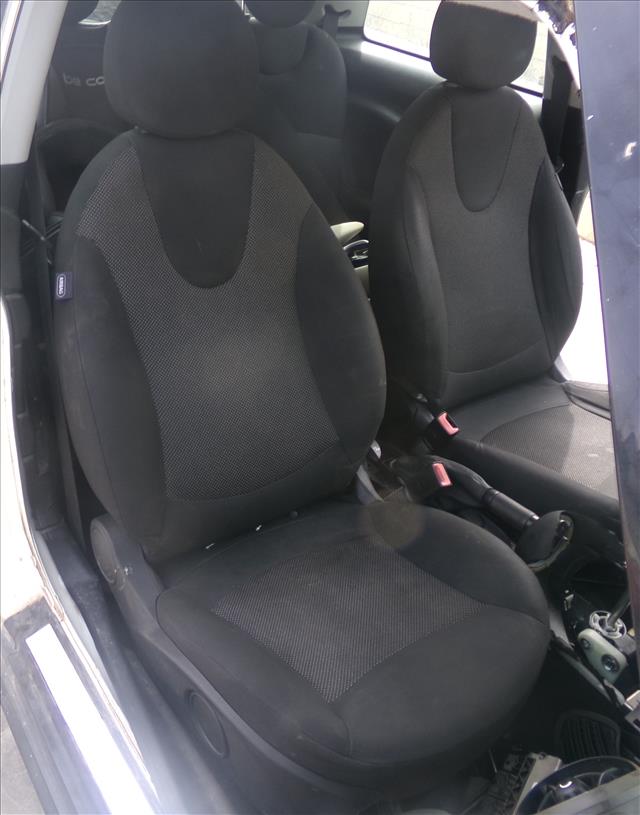 Asiento Delantero Derecho