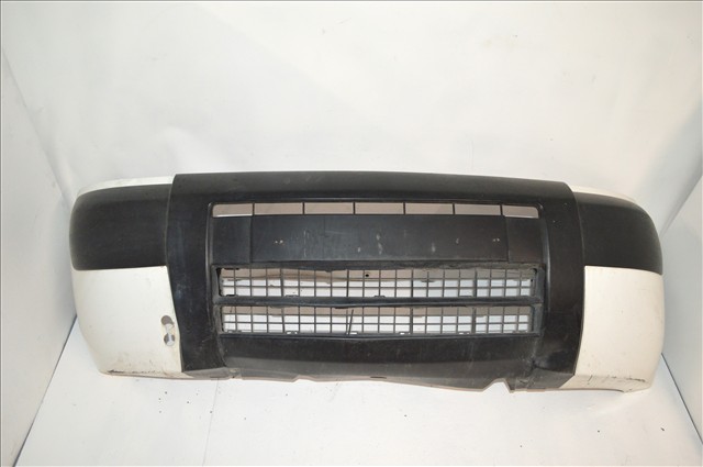 Paragolpes Delantero