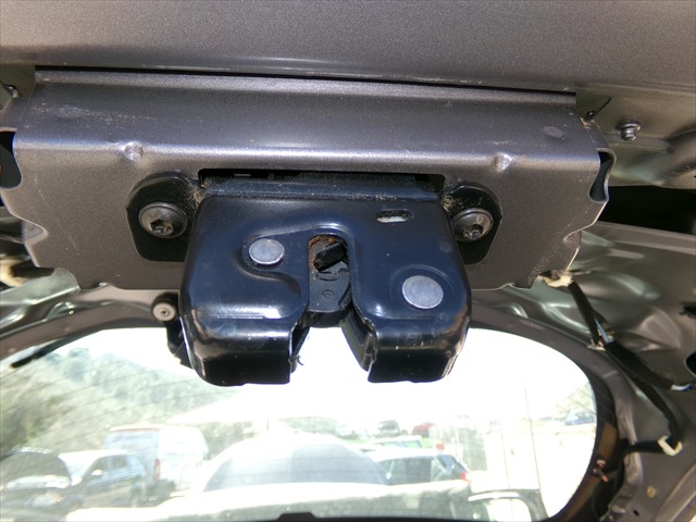 Cerradura Porton Maletero