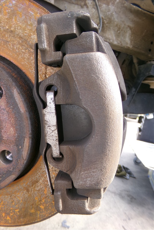 Pinza de Freno Delantera Derecha