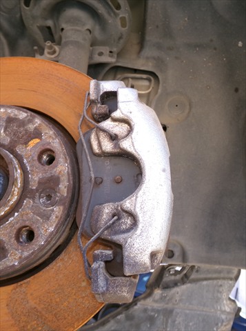 Pinza de Freno Delantera Derecha