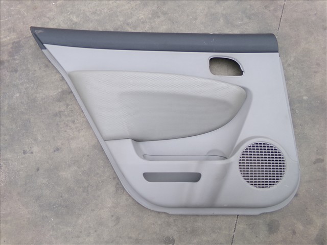 Guarnecido Trasero Izquierdo