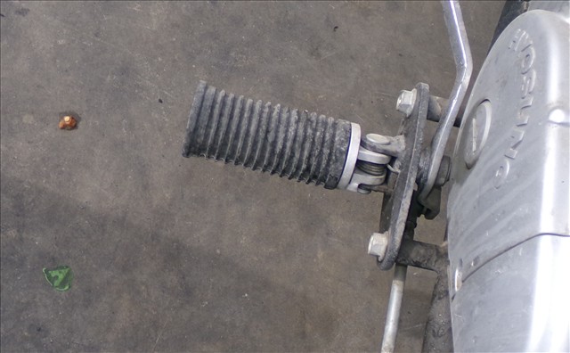 Posapie Delantero Izquierdo