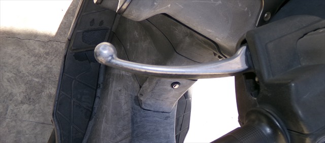 Maniqueta Freno Izquierda