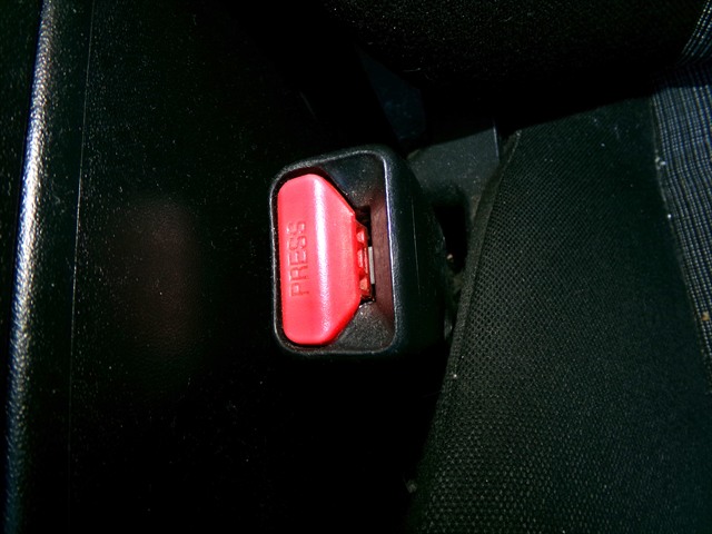 Enganche Cinturon Delantero Izquierdo