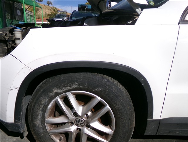 Aleta Delantera Izquierda