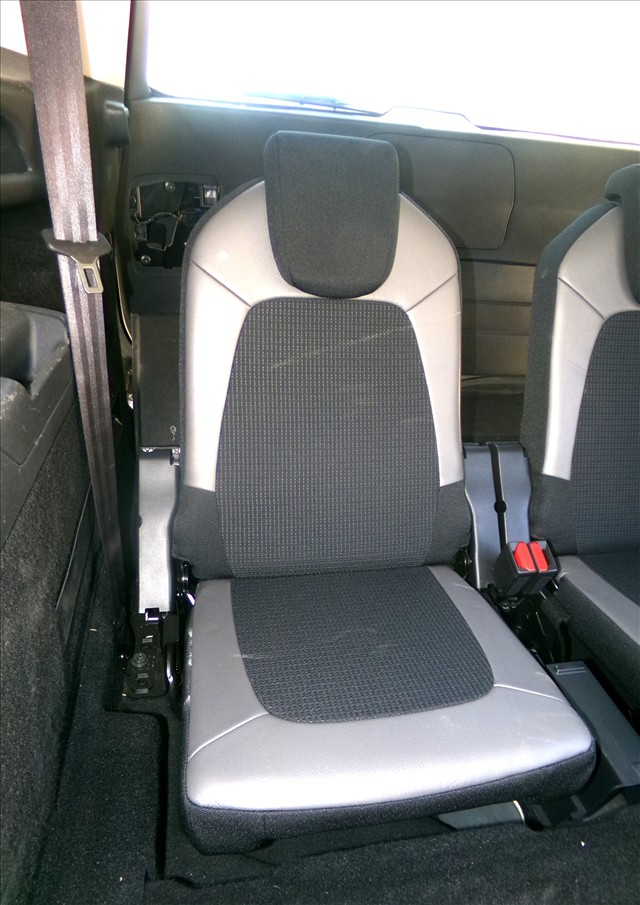Asiento Trasero Derecho Tercera Fila