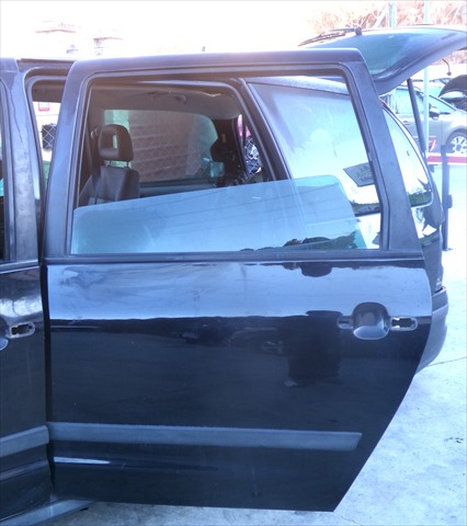 Puerta Trasera Izquierda