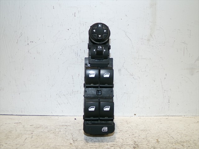 Botonera Elevalunas Delantera Izquierda