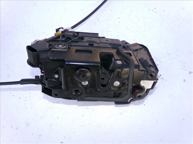 Cerradura Delantero Derecha